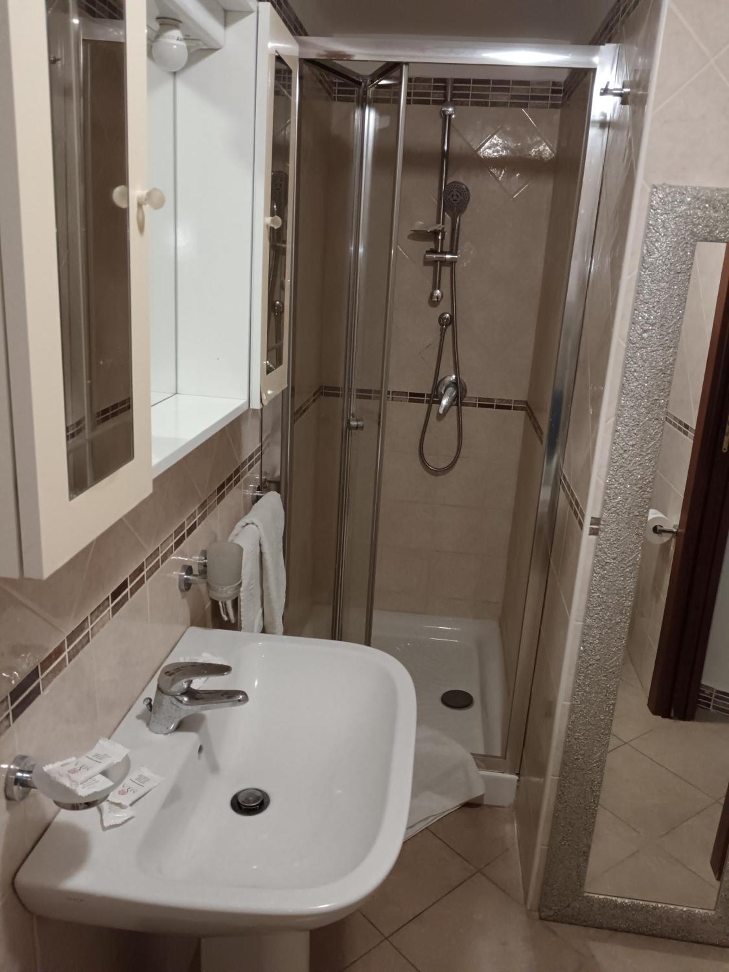 Baglieri Appartament Holiday home *